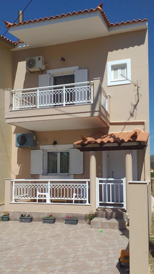 Toulas House Elika Exterior photo